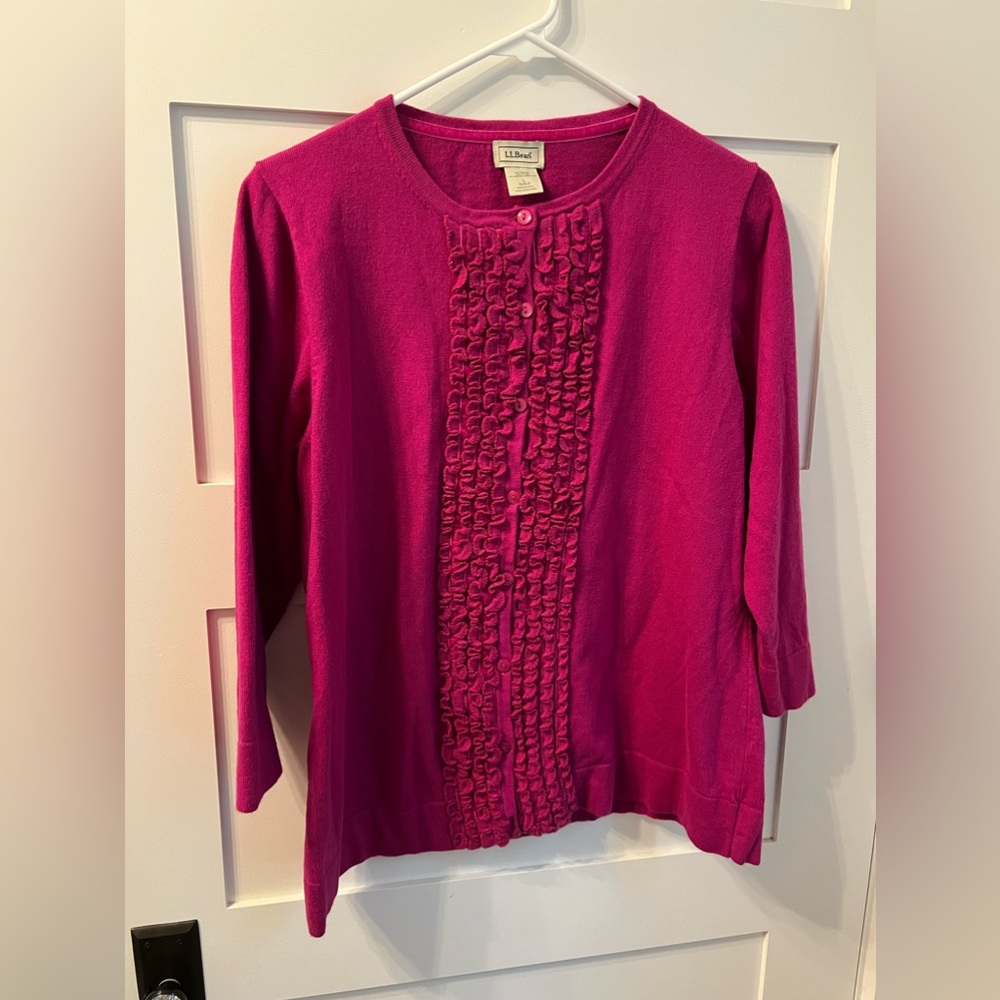 LL Bean Cardigan Ruffled Front Large